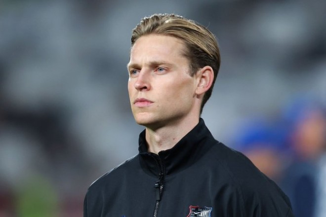 Selling De Jong is the solution in Barcelona