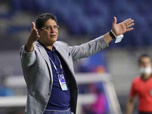 Officially, Ceramica Cleopatra announces the departure of coach Ayman Ramadi