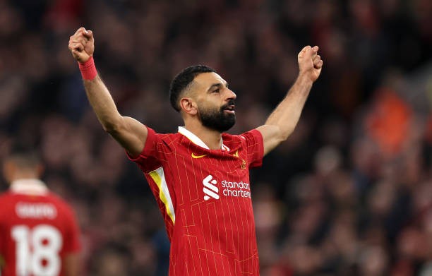 Barcelona is considering contracting with Mohamed Salah