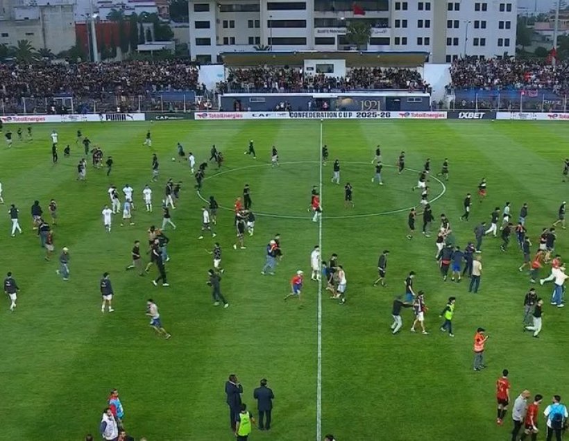 فوضى قبل القمة.. اقتحام جماهيري يربك مواجهة أولمبيك آسفي واتحاد العاصمة