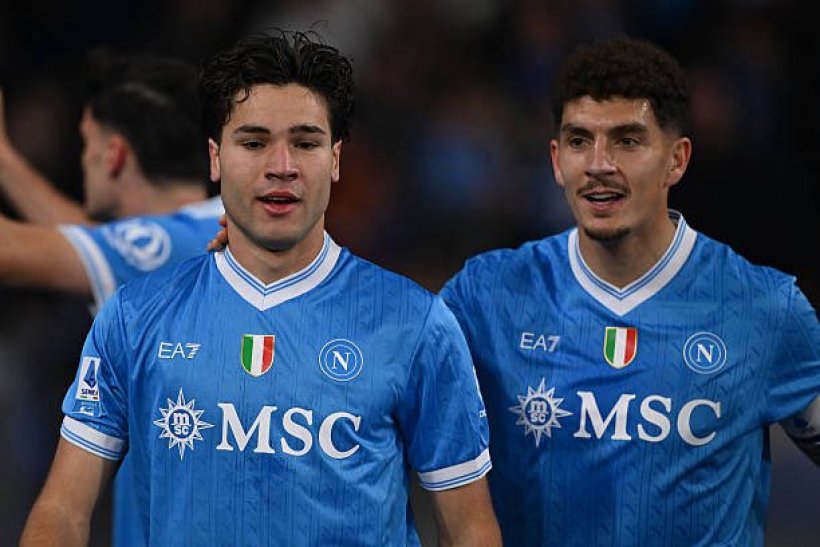 اقتراب عودة ثنائي نابولي دي لورينزو وفيرغارا قبل مواجهة بولونيا