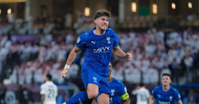 فنربخشة يخطط لاستعادة أكتشيشيك من الهلال