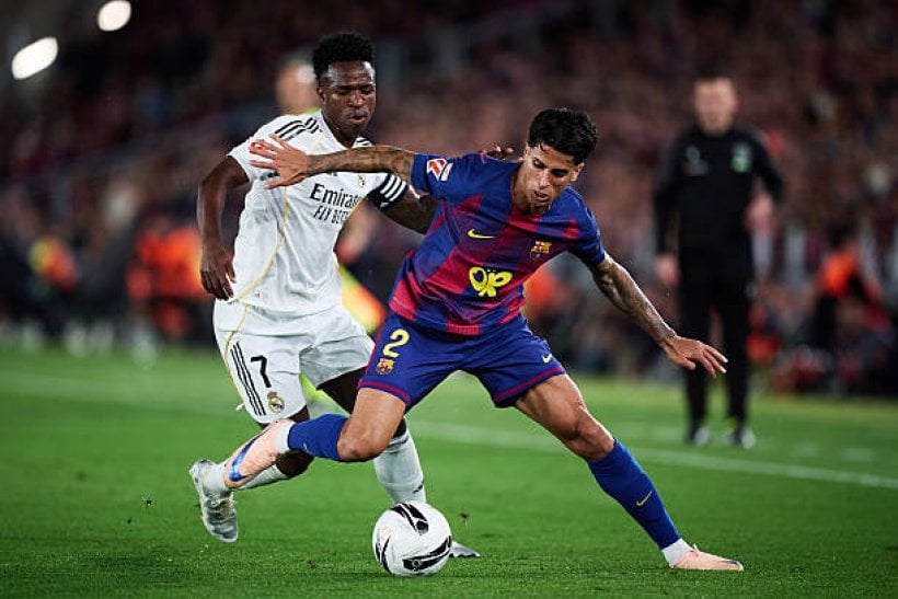 Cancelo entre dans l'histoire après avoir remporté le titre de la Liga espagnole