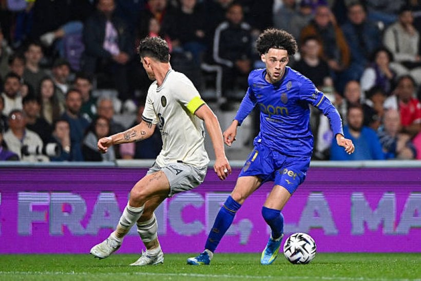 Liverpool Targets Aklouche to Replace Salah's Departure