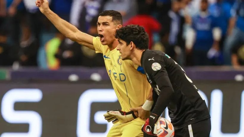 Al Hilal récupère Bono et Theo avant le derby contre Al Nassr