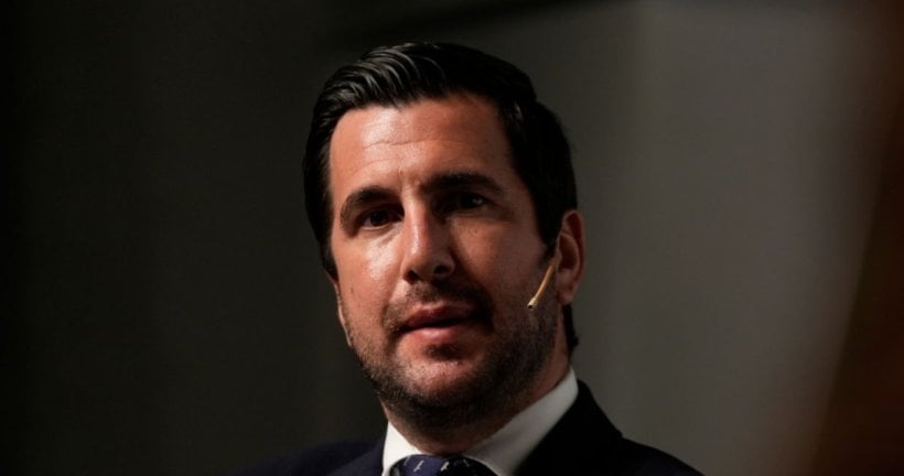 Empresario español compite con Pérez por la presidencia del Real Madrid