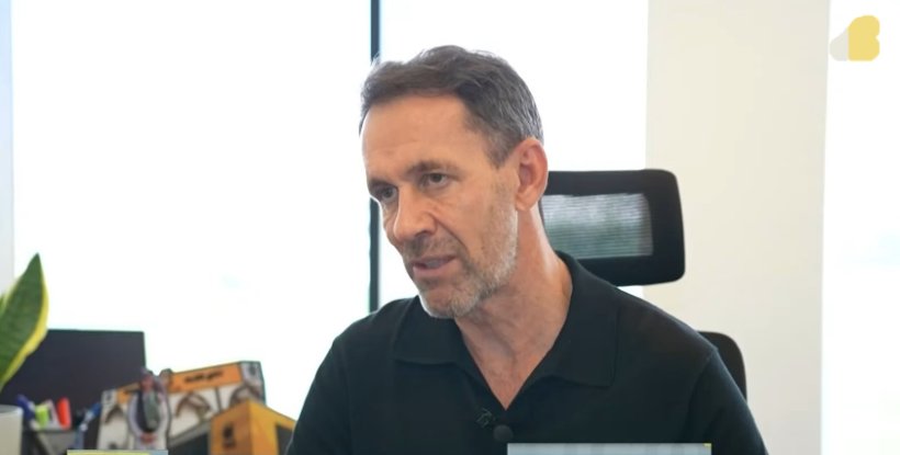 Decisive Decisions in the Union Regarding Planes After Terminating His Contract