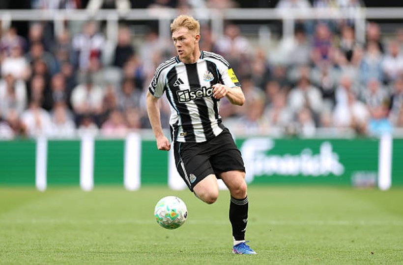 Manchester United Sets Lewis Hall as Key Target to Solve Left-Back Crisis