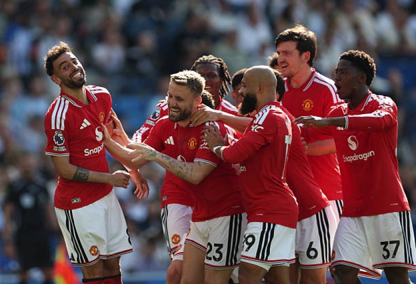 El Manchester United termina su temporada con victoria ante el Brighton