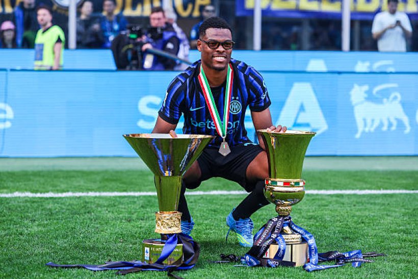 Dumfries Enters Barcelona's Radar if Koundé Departs