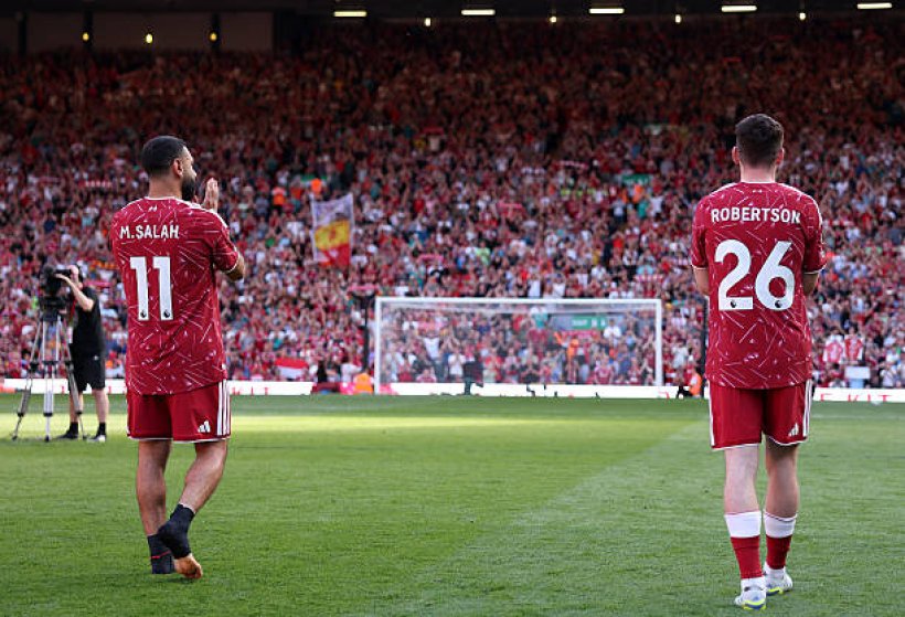 Juventus Expands Negotiations to Include Salah and Robertson