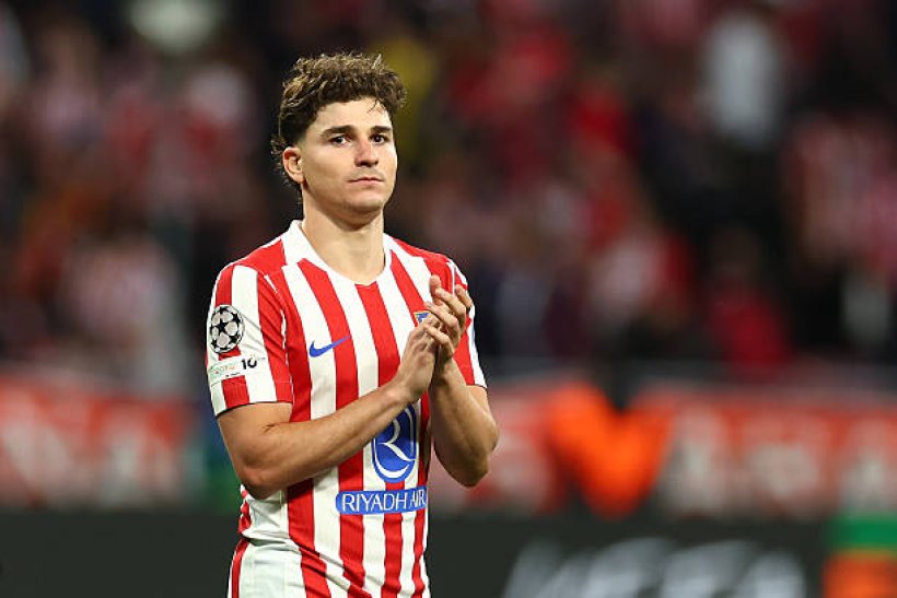 Atletico Madrid Denies Receiving Offer from Barcelona for Alvarez