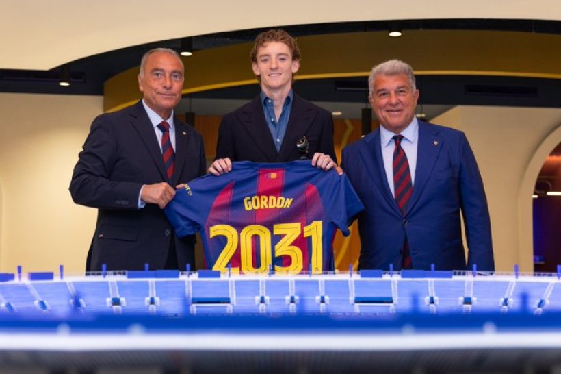 Officially.. Barcelona Announces Signing of Anthony Gordon