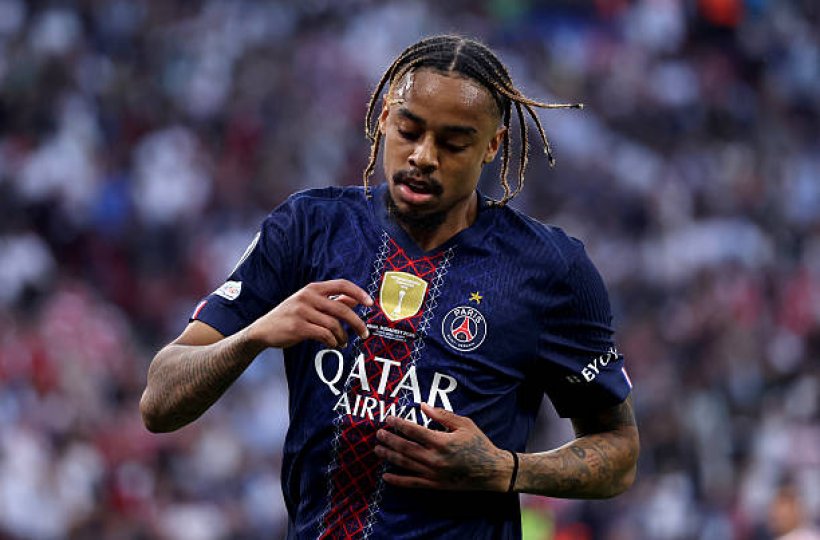 El Paris Saint-Germain se mueve para asegurar el futuro de Barcola