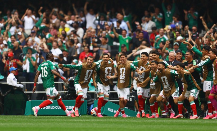 México inaugura la Copa del Mundo con victoria sobre Sudáfrica en una noche de tarjetas rojas