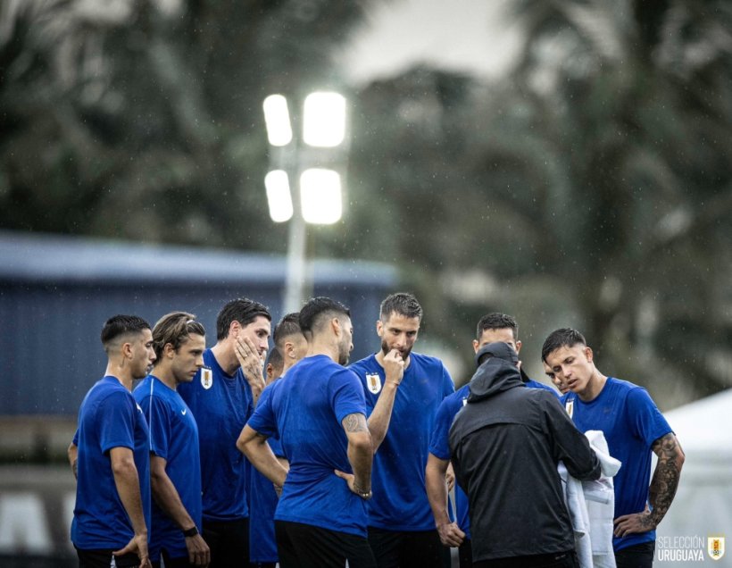Fin de la crisis del equipo de Uruguay antes del partido contra Arabia Saudita