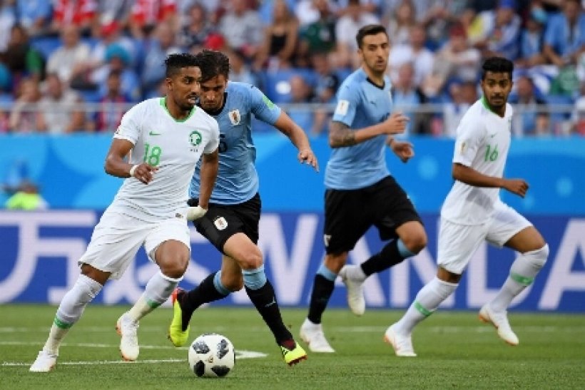 ¿Qué ofreció la selección de Arabia Saudita contra Uruguay en el único enfrentamiento oficial?