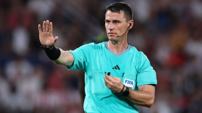 La FIFA dévoile l'arbitre du match Maroc-Écosse à la Coupe du Monde 2026