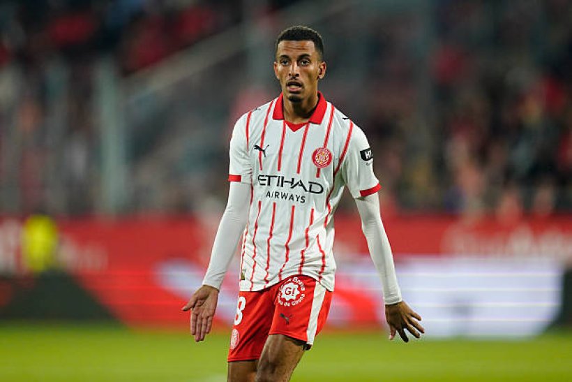 Saudi Al-Nassr Considers Casado and Ounahi as Options
