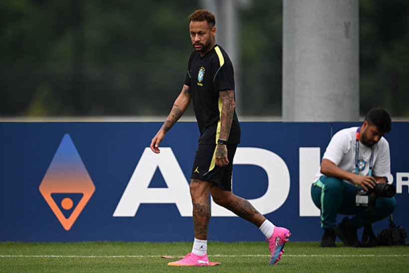 Ancelotti annonce que Neymar est prêt pour affronter l'Écosse
