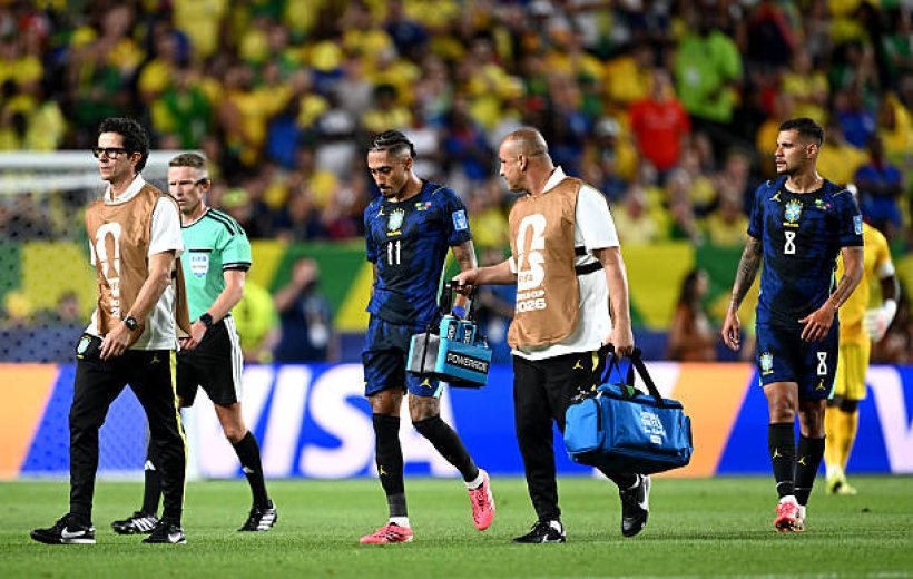 New Injury for Raphinha Increases His Struggles with the Right Thigh