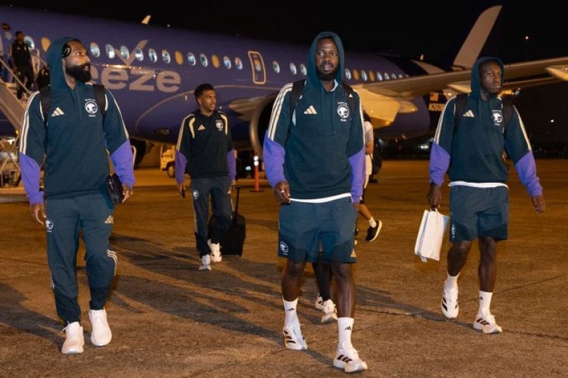 المنتخب السعودي يصل هيوستن استعدادًا لمواجهة الرأس الأخضر