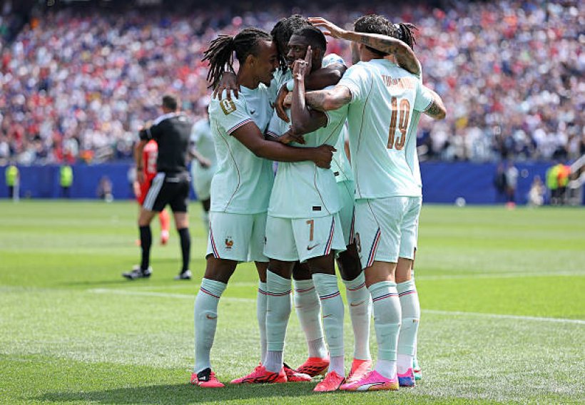 Dembélé lidera a Francia para la victoria ante Noruega en la Copa del Mundo