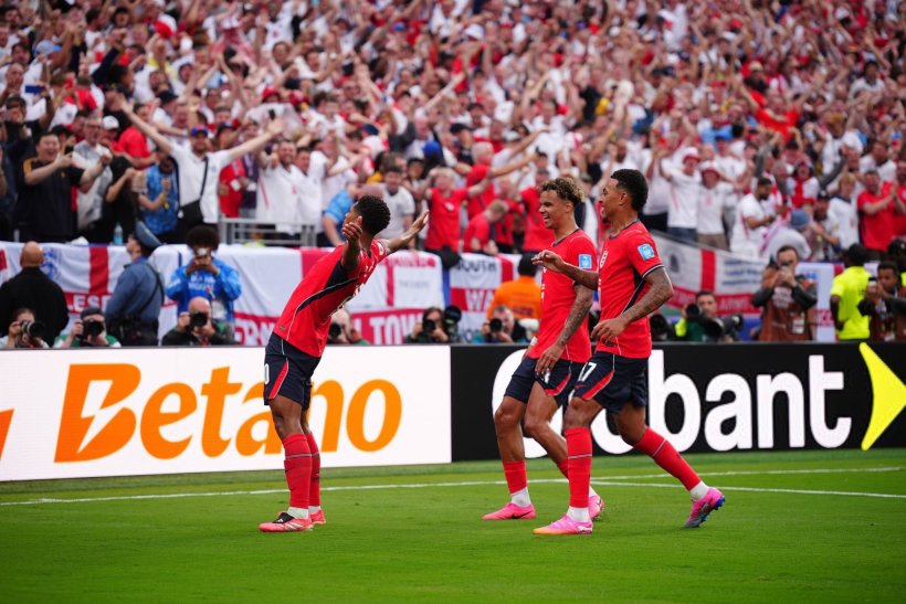 Bellingham lidera a Inglaterra para ganar contra Panamá y asegurar el primer lugar del grupo