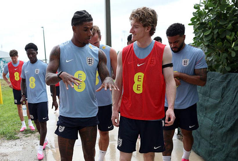 Rashford supera a Gordon dentro de la selección de Inglaterra