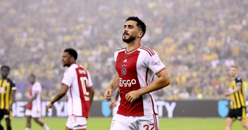 الهلال يطارد مدافع أياكس لضمه بالصيف الحالي