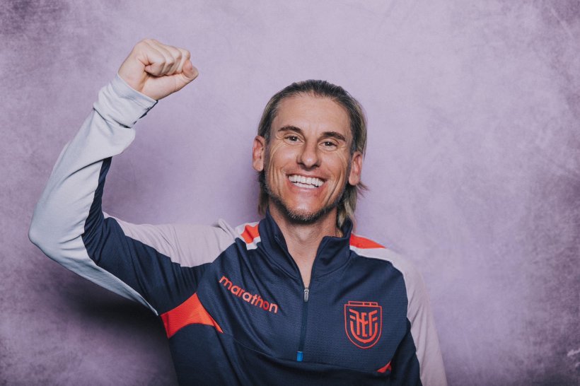 Sebastián Piekasisi renuncia como entrenador de la selección de Ecuador
