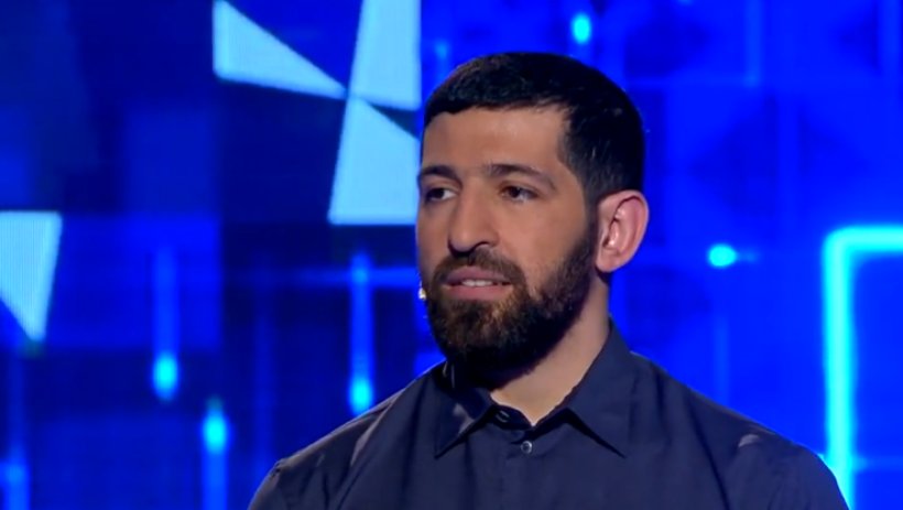 Rafik Halliche Critiques Algeria's World Cup Exit and Coaching Decisions