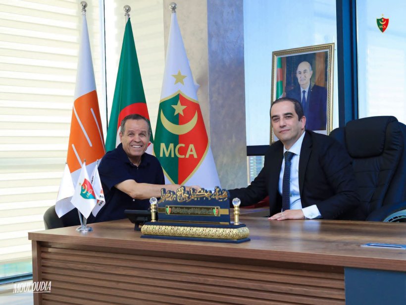 بوعلام شارف يعود إلى مولودية الجزائر بعد 12 عامًا