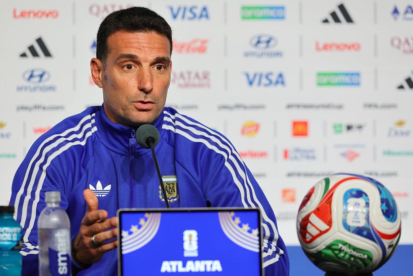 Scaloni: No Change in Tactics Against Egypt, Messi Ready to Start