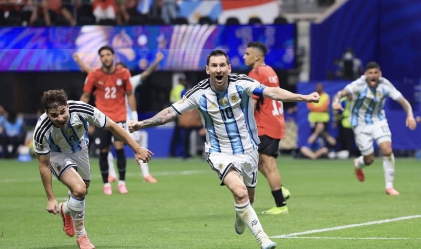 Argentina avanza dramáticamente a los cuartos de final de la Copa del Mundo con victoria sobre Egipto