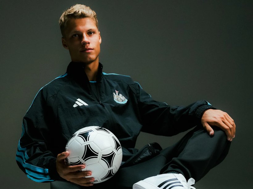 Newcastle Signs Dutch Star Sean Stoor on Long-Term Deal