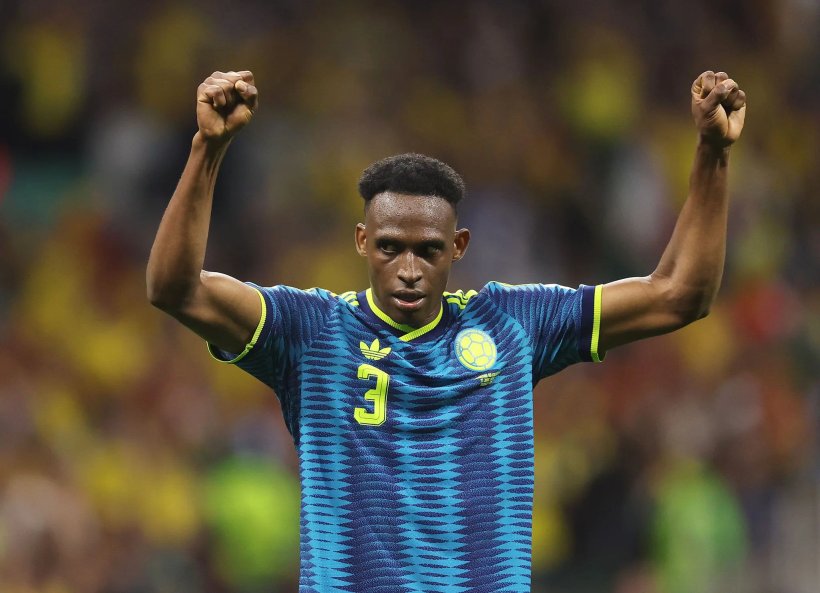 Bournemouth and Nottingham Forest Compete for Colombian Defender Lucumi