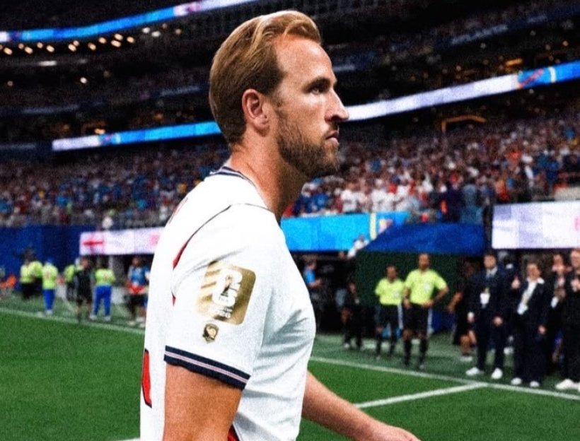 Tottenham Surveille l'Avenir de Harry Kane Alors que le Bayern Reste Confiant
