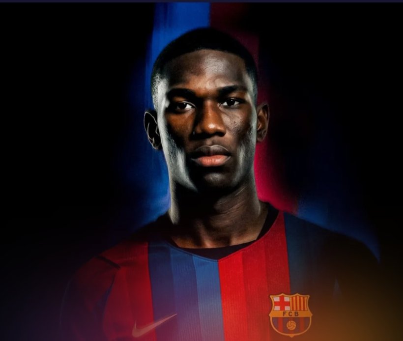 برشلونة يضم الإكوادوري خوسيه كايسيدو