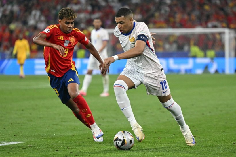 Espagne et France s'affrontent en demi-finale de la Coupe du Monde