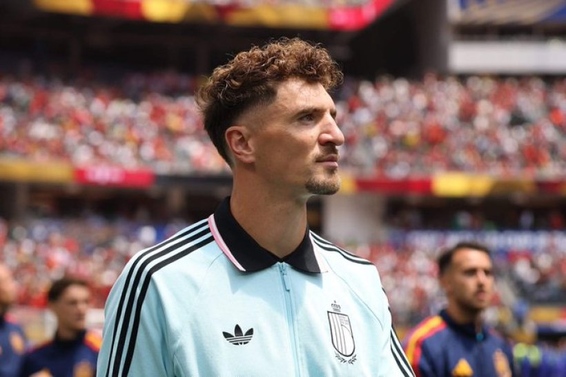Sunderland Secures Thomas Meunier Signing
