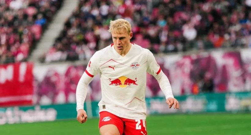 Nottingham Forest Secures Schlager Deal
