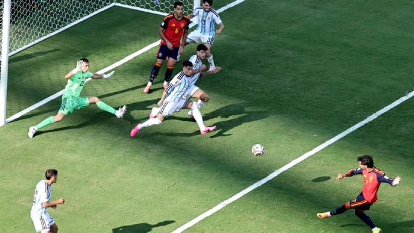 Torres entre dans l'histoire de la Coupe du Monde avec un exploit similaire à Götze