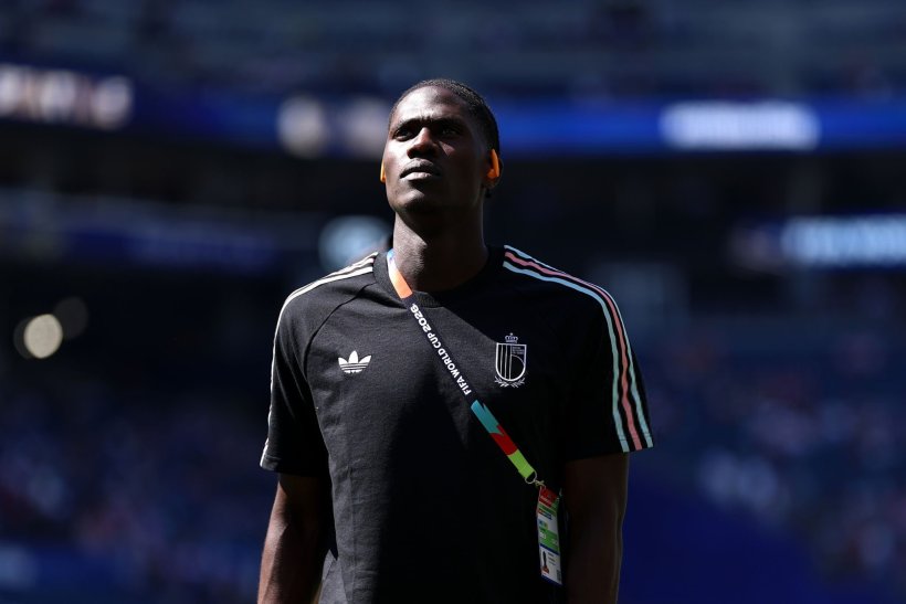 Amadou Onana subit une opération réussie, absent pendant 9 mois