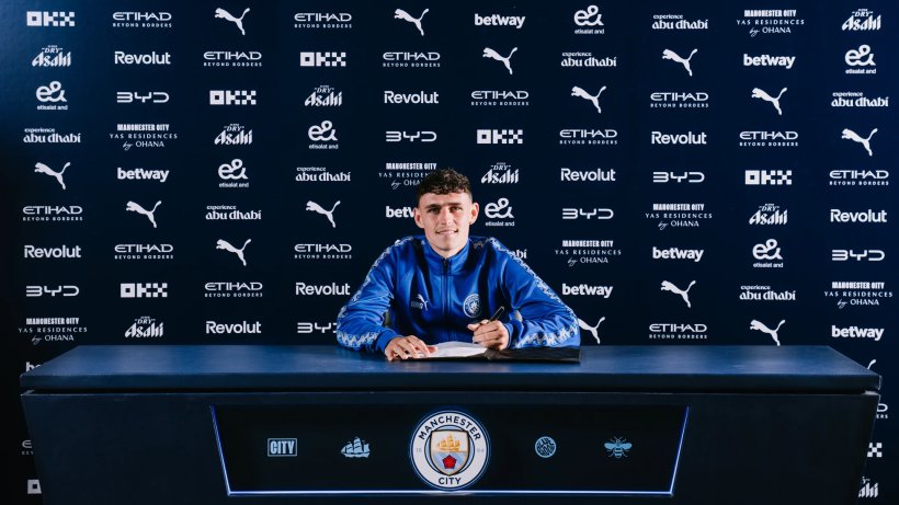 Manchester City renueva oficialmente el contrato de Phil Foden