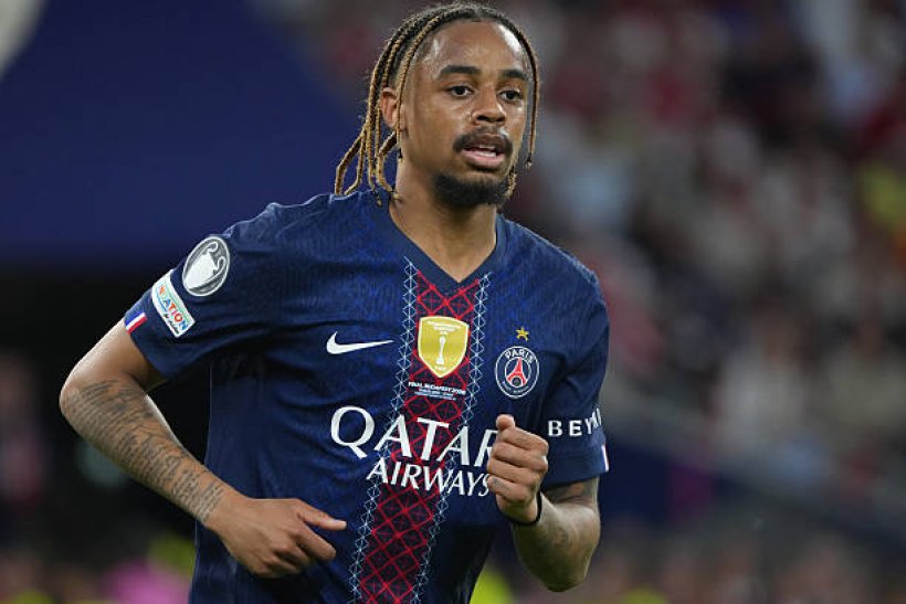 Liverpool Leads Arsenal in Race for Barkola