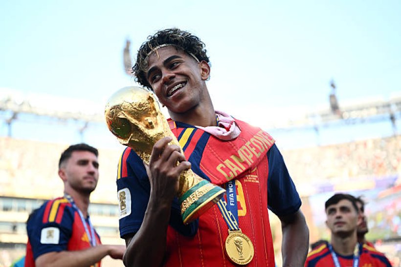 يامال يعزز حظوظه في سباق الكرة الذهبية بعد تتويجه بكأس العالم