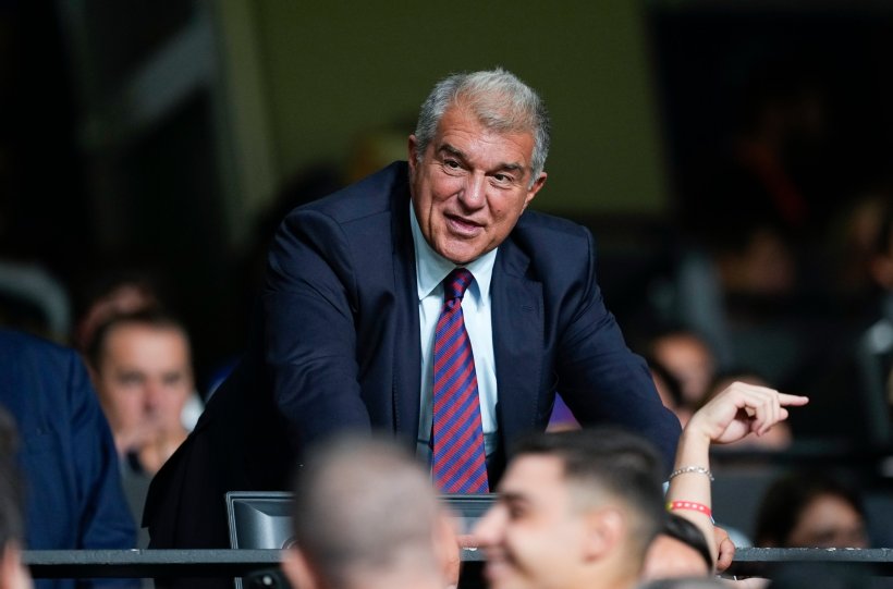 Laporta se pierde el campamento del Barcelona en Inglaterra por un trastorno del ritmo cardíaco