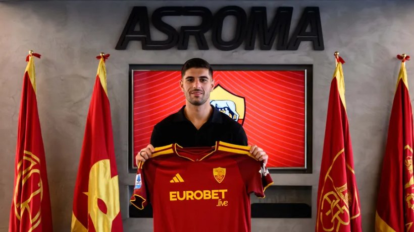 Roma firma oficialmente a Kouliourakis