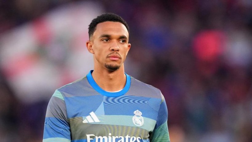 Mourinho Sparks Battle Between Trent and Dumfries at Real Madrid